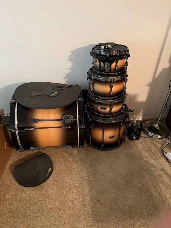 Tama Drumset