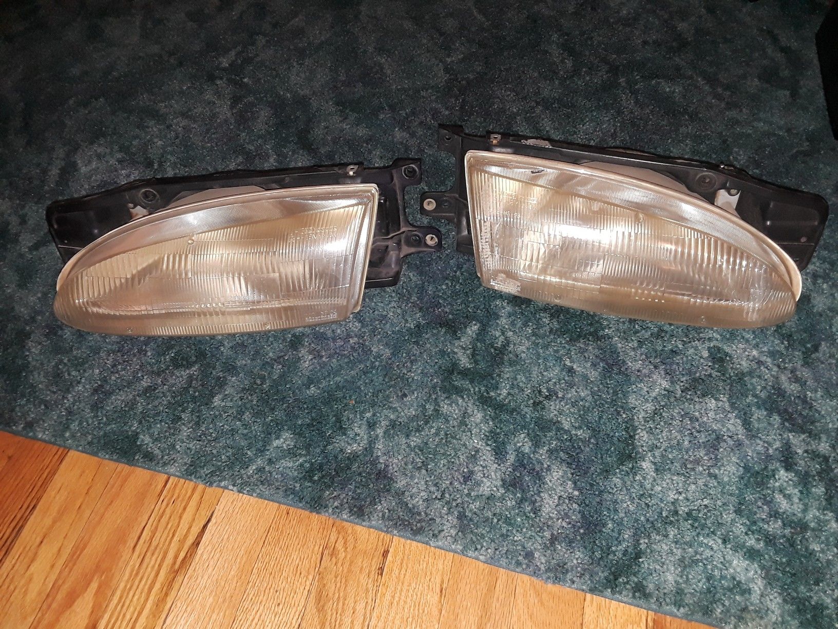 Headlights Hyundai accent (contact info removed)