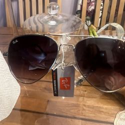 Brand New Aviator Sunglasses 😎 