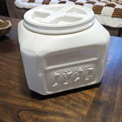 15 Lbs Air Tight Pet Food Storage Container 