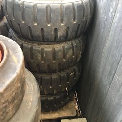 Forklift tires 22x9x16