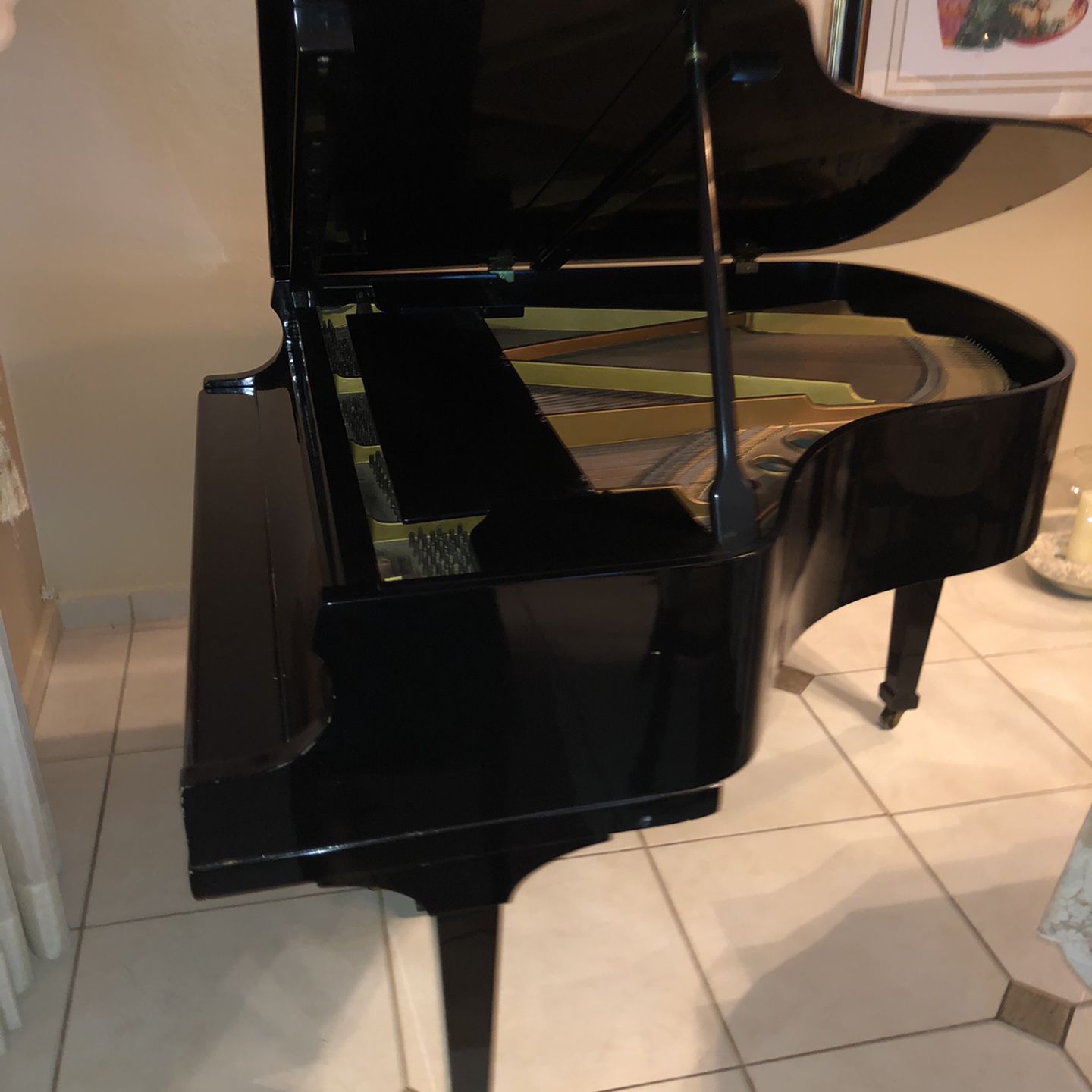 Ludwig baby grand piano