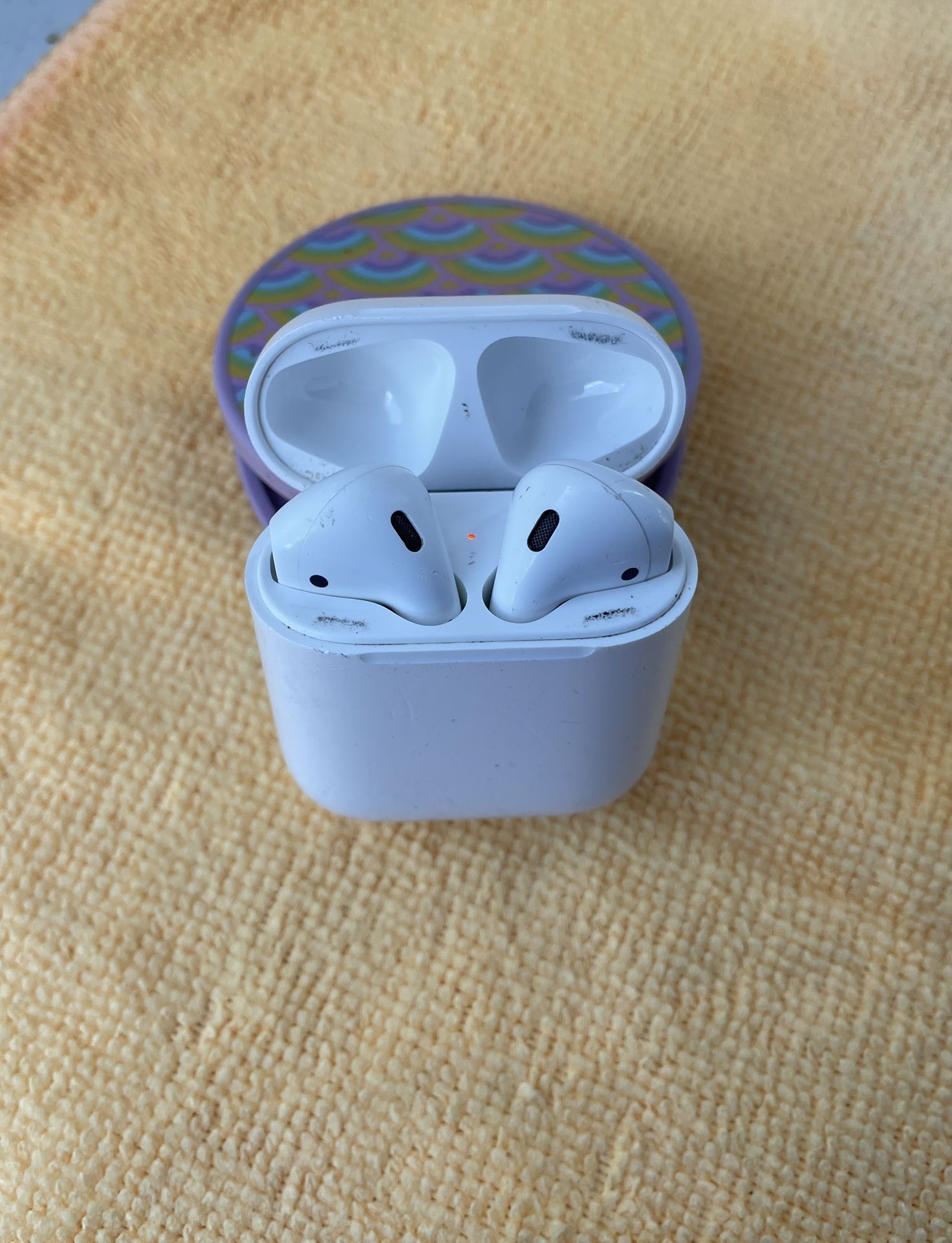 AirPods 