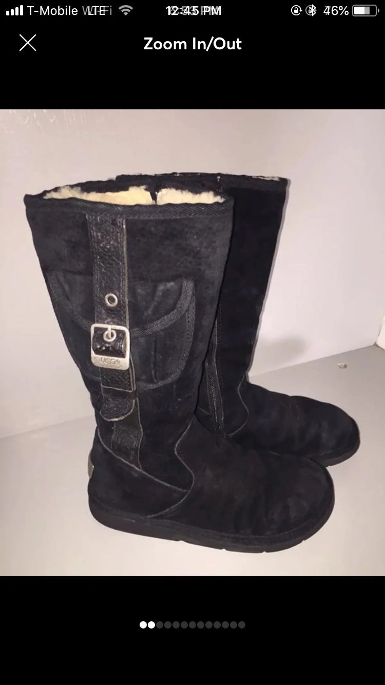 Black ugg boots size 6