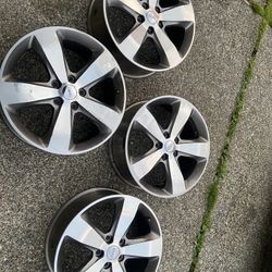 Set Of 20” Aluminum Jeep Wheels
