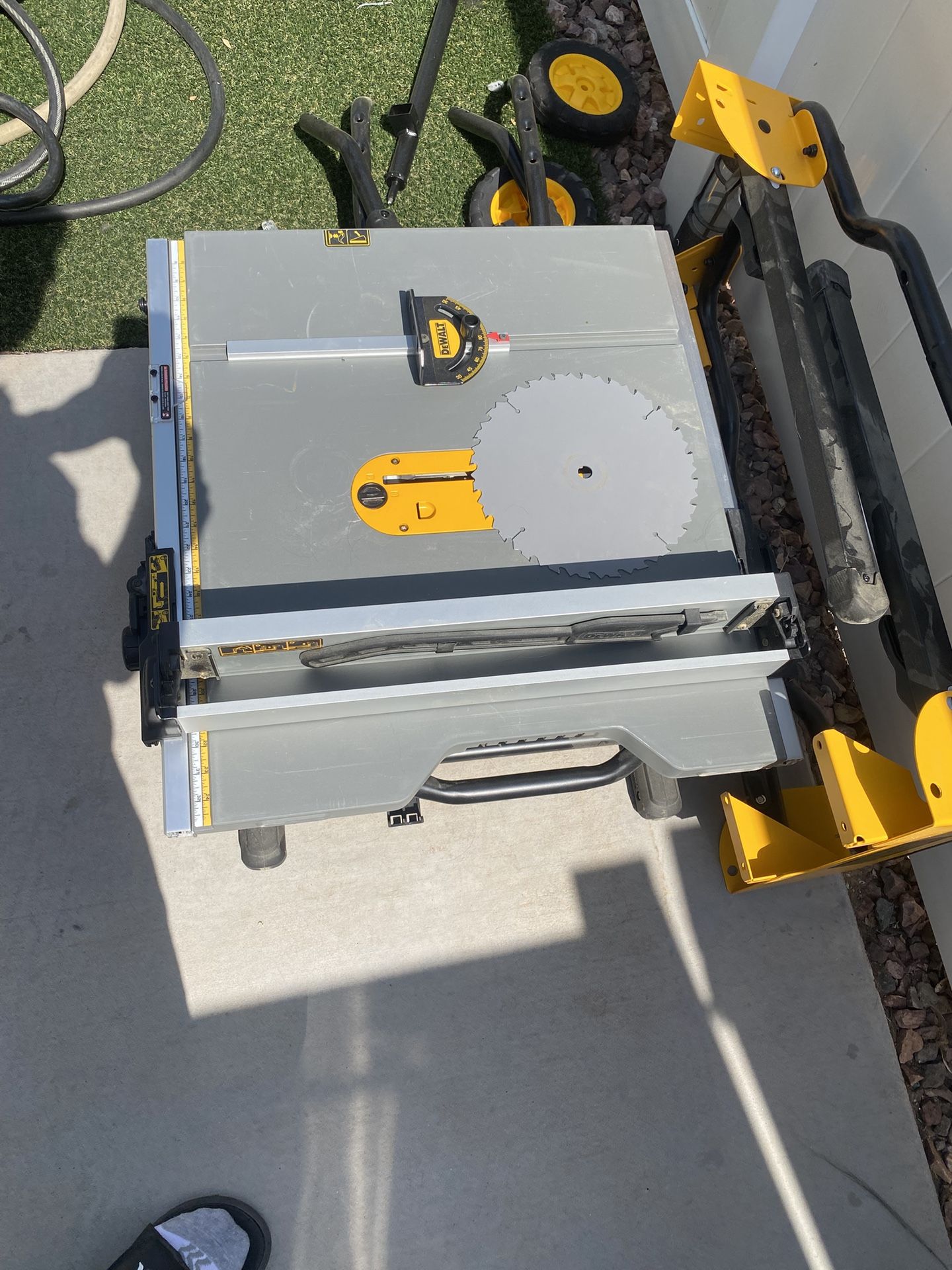 DeWalt Table Saw