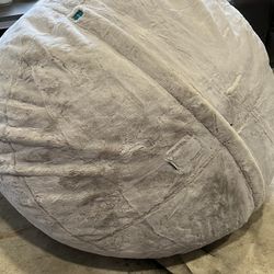 love sac city chair