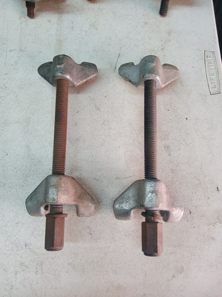 Coil Spring Compressor Tools