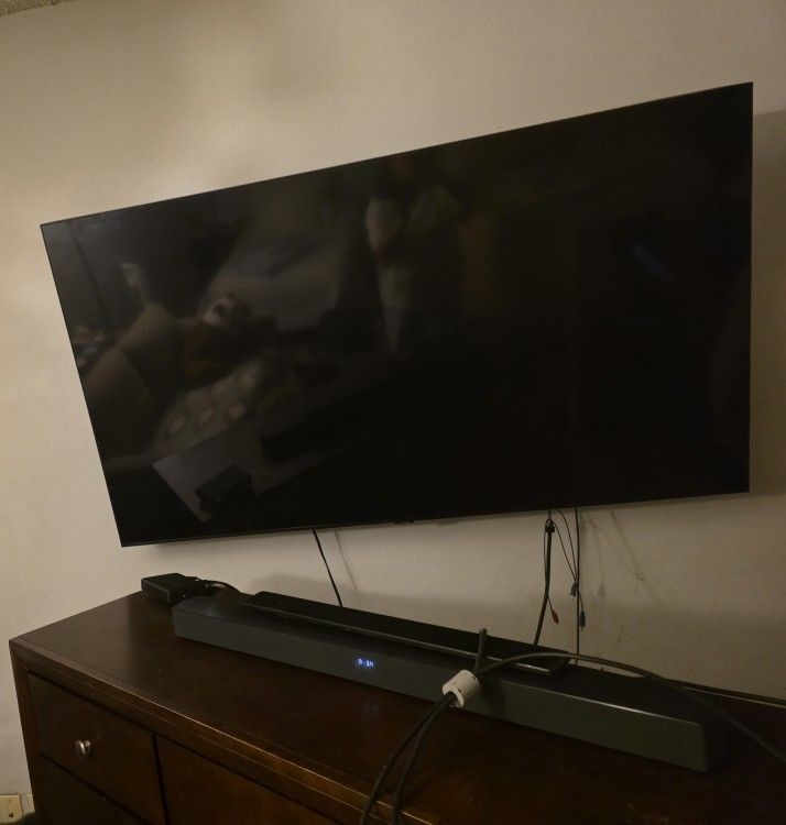 65's Samsung Tv... $ 200 Or Best Offer..