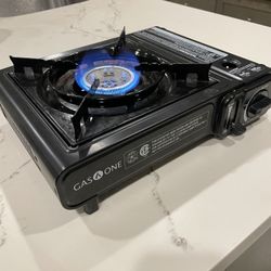Portable Gas Stove With 3 Gas Canisters 