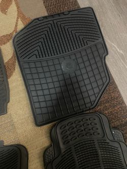 Floor mats for a Honda Fit