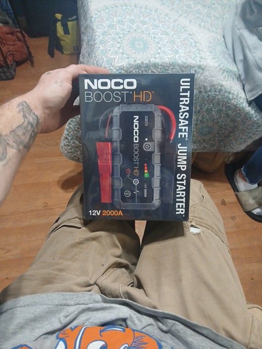 Brand New GB70 Noco 2000A Jump Box