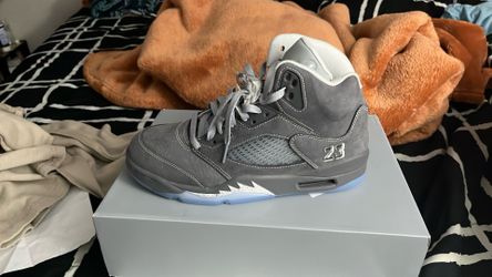 Jordan wolf grey5