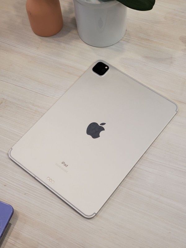 Apple IPad Pro 12.9 5th Gen Cellular 256gb - 5 Dollars Down No Credit Needed!