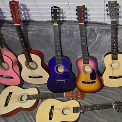 GUITARRAS ACOUSTICAS PARA NIÑOS $29 CADA UNA