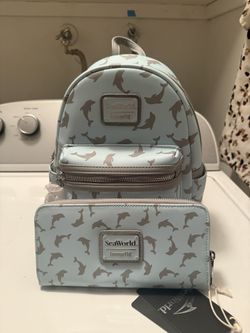 SeaWorld Loungefly Set