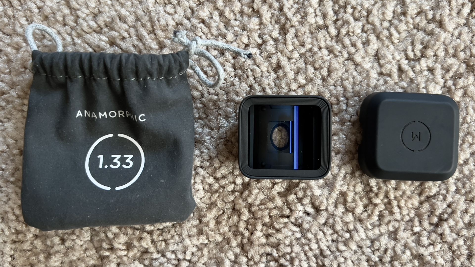 Blue Flare Moment Lens Anamorphic Moment Anamorphic Lens Moment