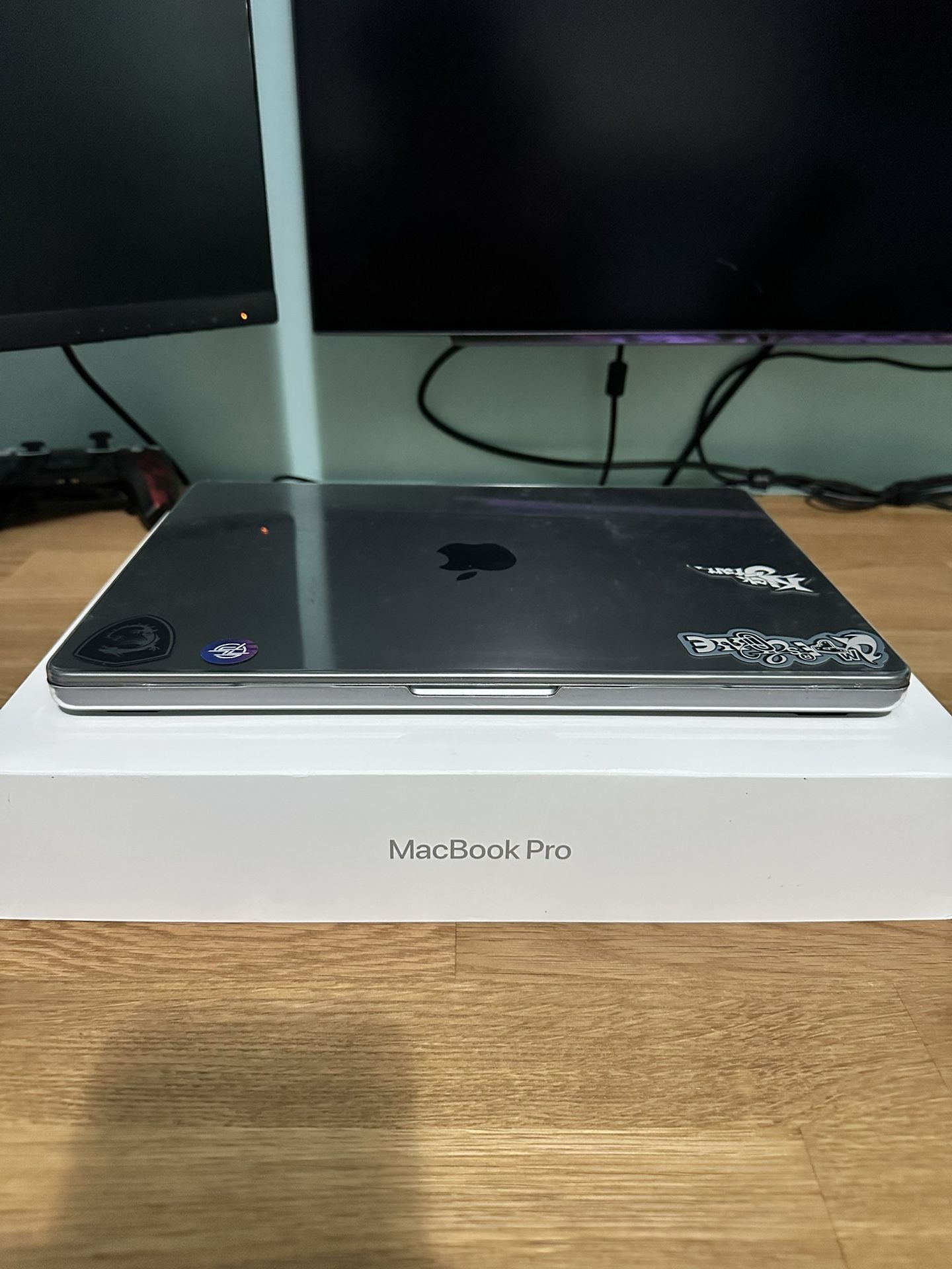 MacBook Pro 14 inch 8gb (2023)