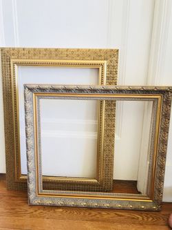 2 picture frames