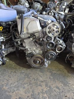 Motores transmisión y partes de autos
