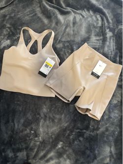 Women’s Nike set