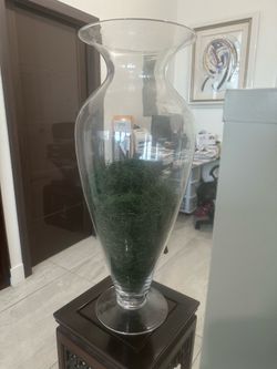 27.5 inches tall glass vase