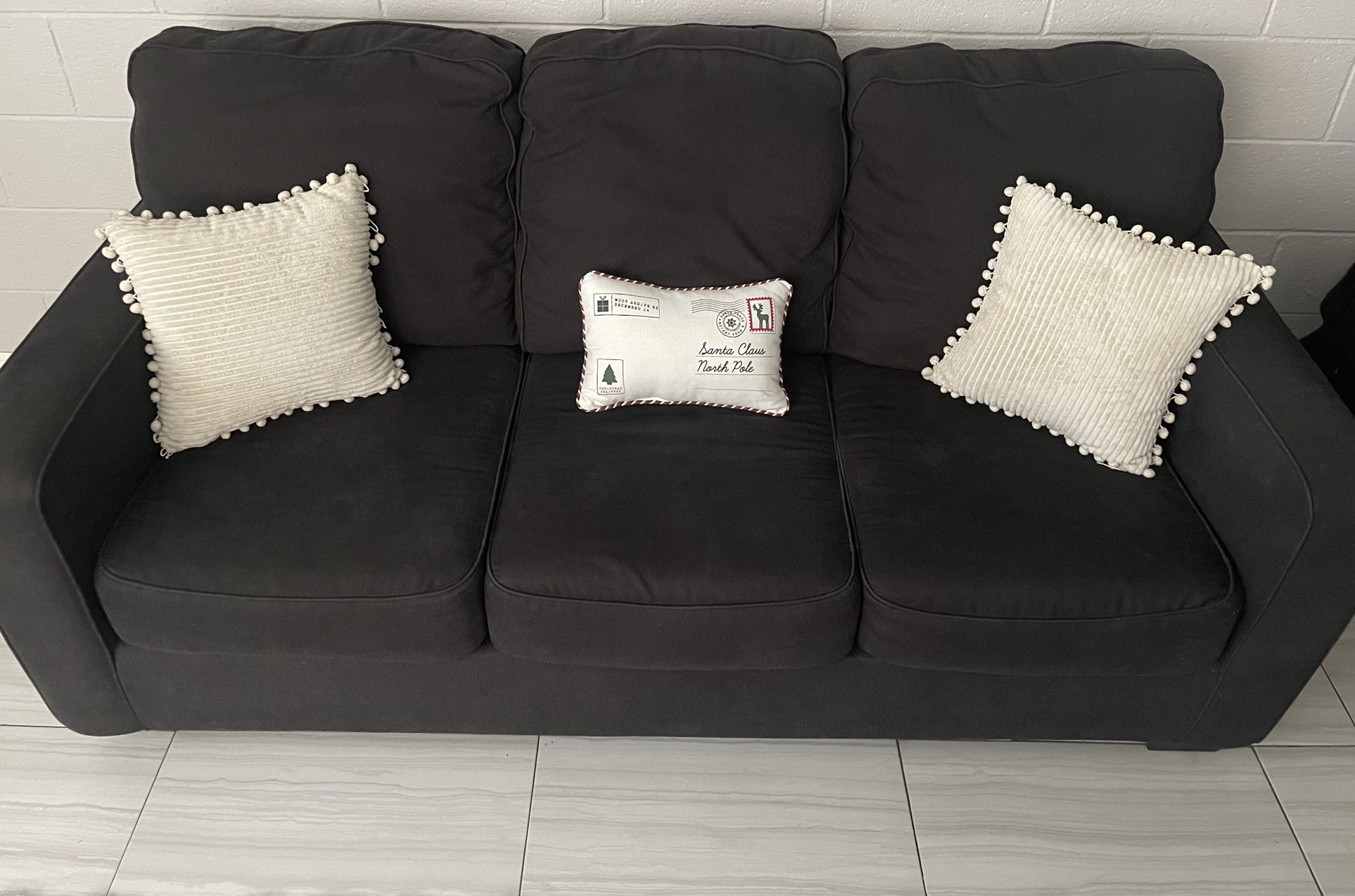 Ashley Furniture Pull Out Sofa Bed for Sale in Los Angeles, CA OfferUp