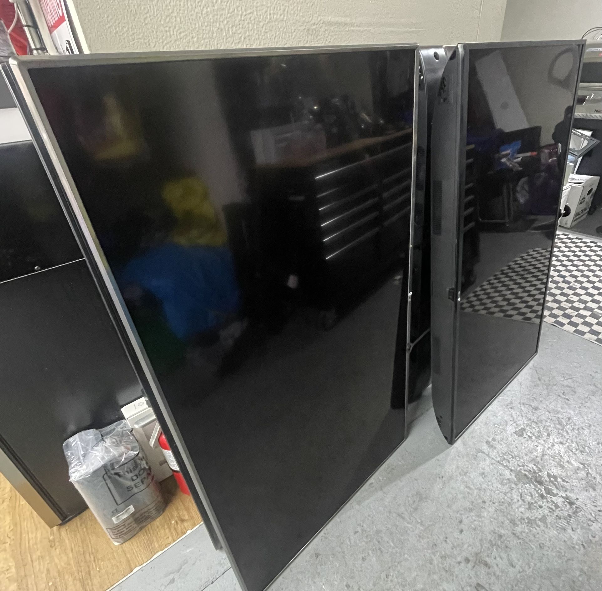 55” Smart LG TV’s