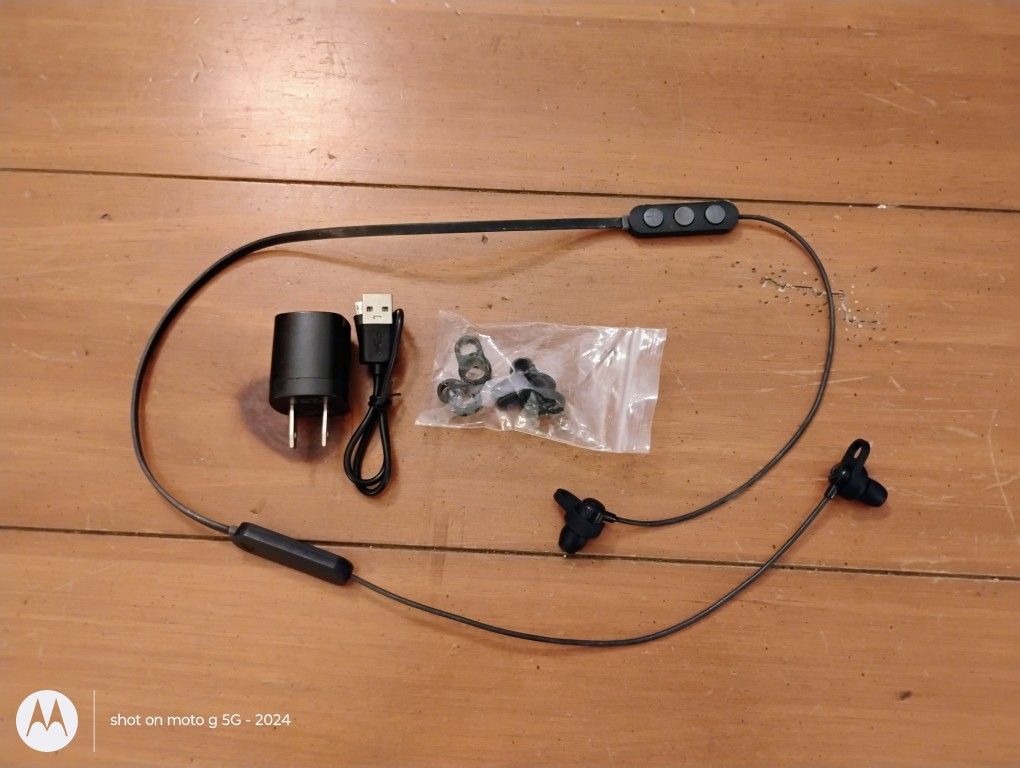 Black Skull Candy Wireless Earbuds