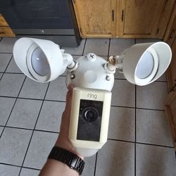 Ring Floodlight Pro 