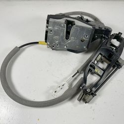 BMW E46 330i 325i PASSENGER FRONT DOOR LOCK LATCH