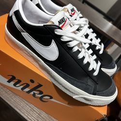 Nike Blazer