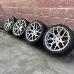 Avant Garde M590 satin silver 19x8.5 +15, 19x9.5 +15