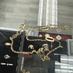 10kt Yellow Gold Box Linked Bracelet 10inches