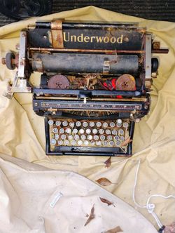 Typewriter Underwood 1(contact info removed)  Antipue6