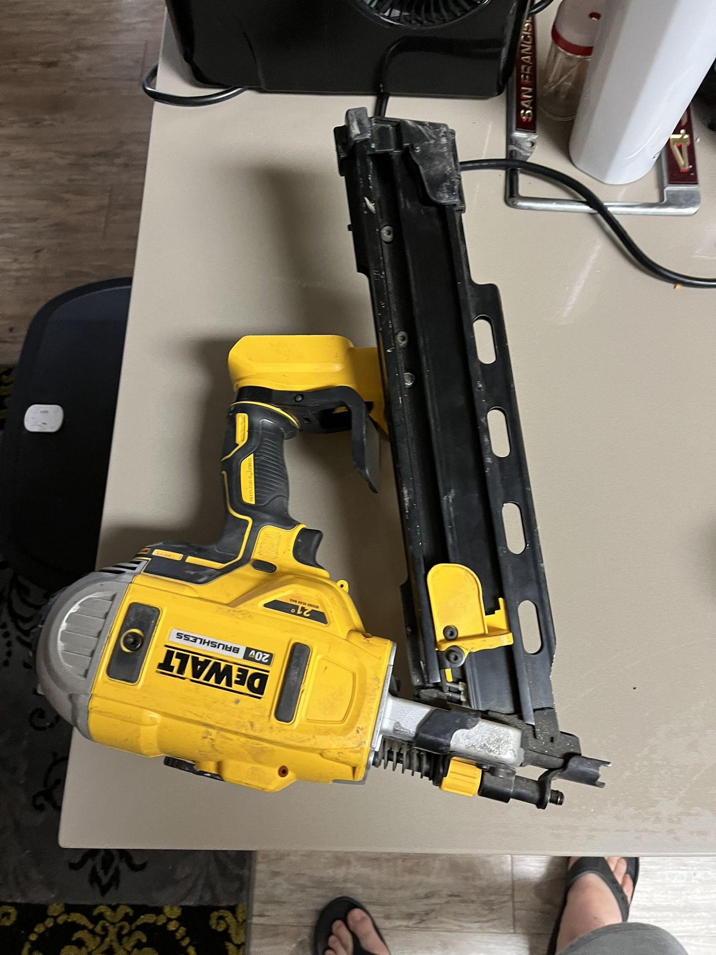 Dewalt Framing Nail Gun for Sale in Sacramento, CA OfferUp