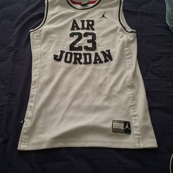 White AIR JORDAN Fly Since 1982 #23 Michael Jordan Brand Jersey Youth L Nike
