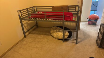 Free loft bed with slide