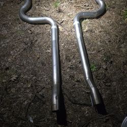 Shelby GT500 Exhaust Pipes