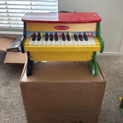 Learn-to-play Piano