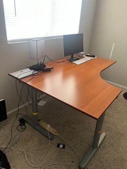 MOVING SALE: STRONG AND DURABLE OFFICE WOODEN DESK - OTHER ITEMS SEEN IN PHOTO NOT INCLUDED.