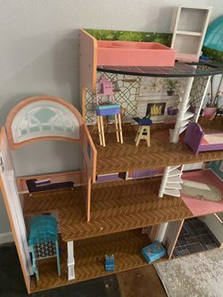 Babies doll house