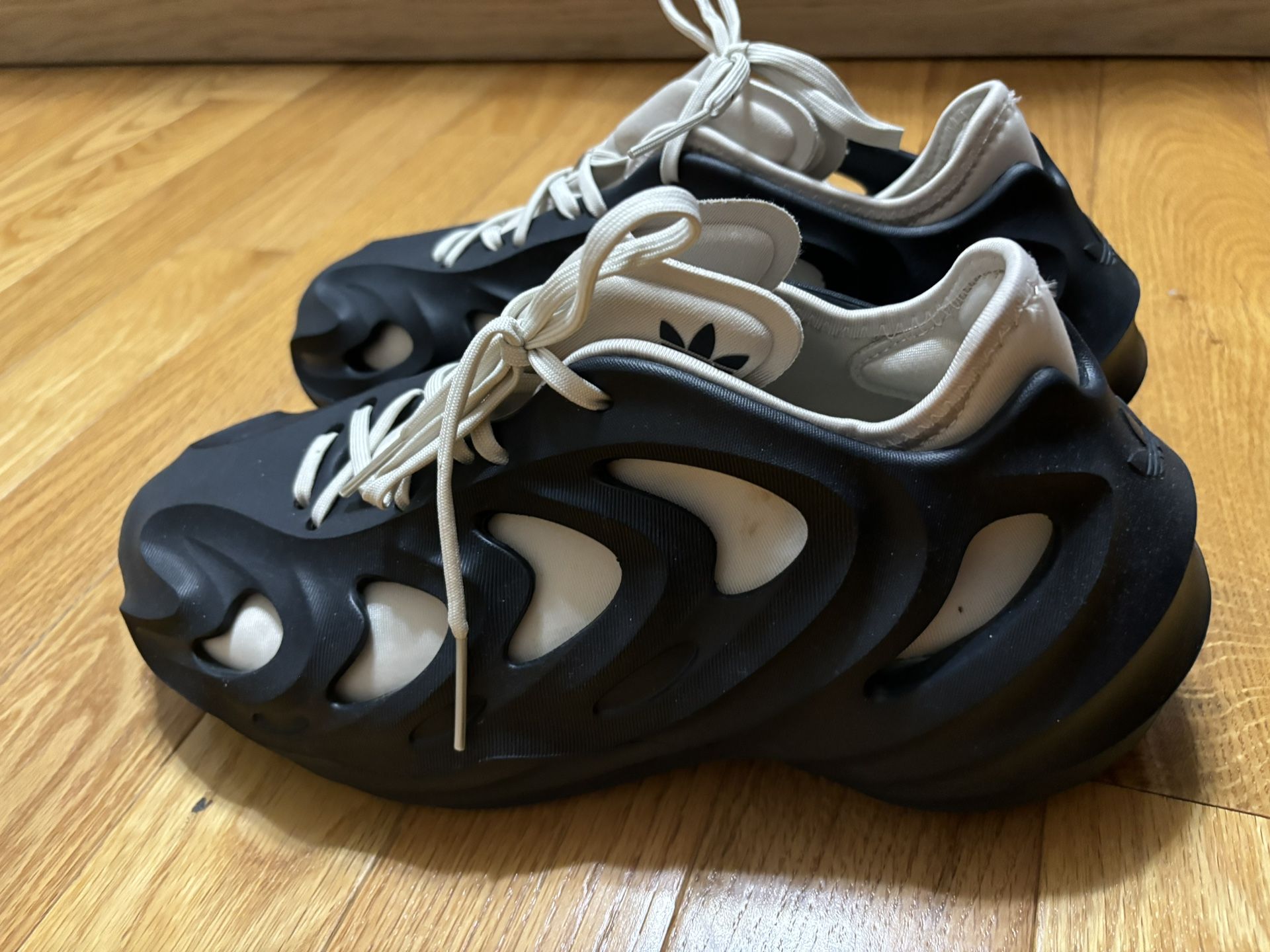 Adifom Q Legend Ink 9.5M