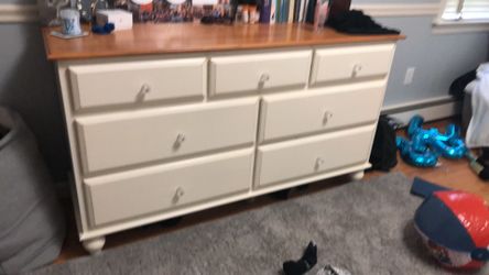 2 Piece Bedroom Set