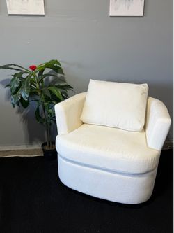 Swivel Accent Chair