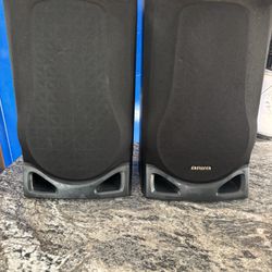2  Aiwa Speakers  