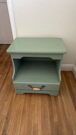 Night stand