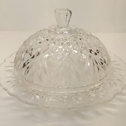Anchor Hocking Round Covered Butter/ Cheese Dish Prescut Pineapple READ 
