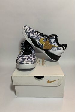 Kobe 8 GS “Mambacita” - Size 6.5Y or 7Y