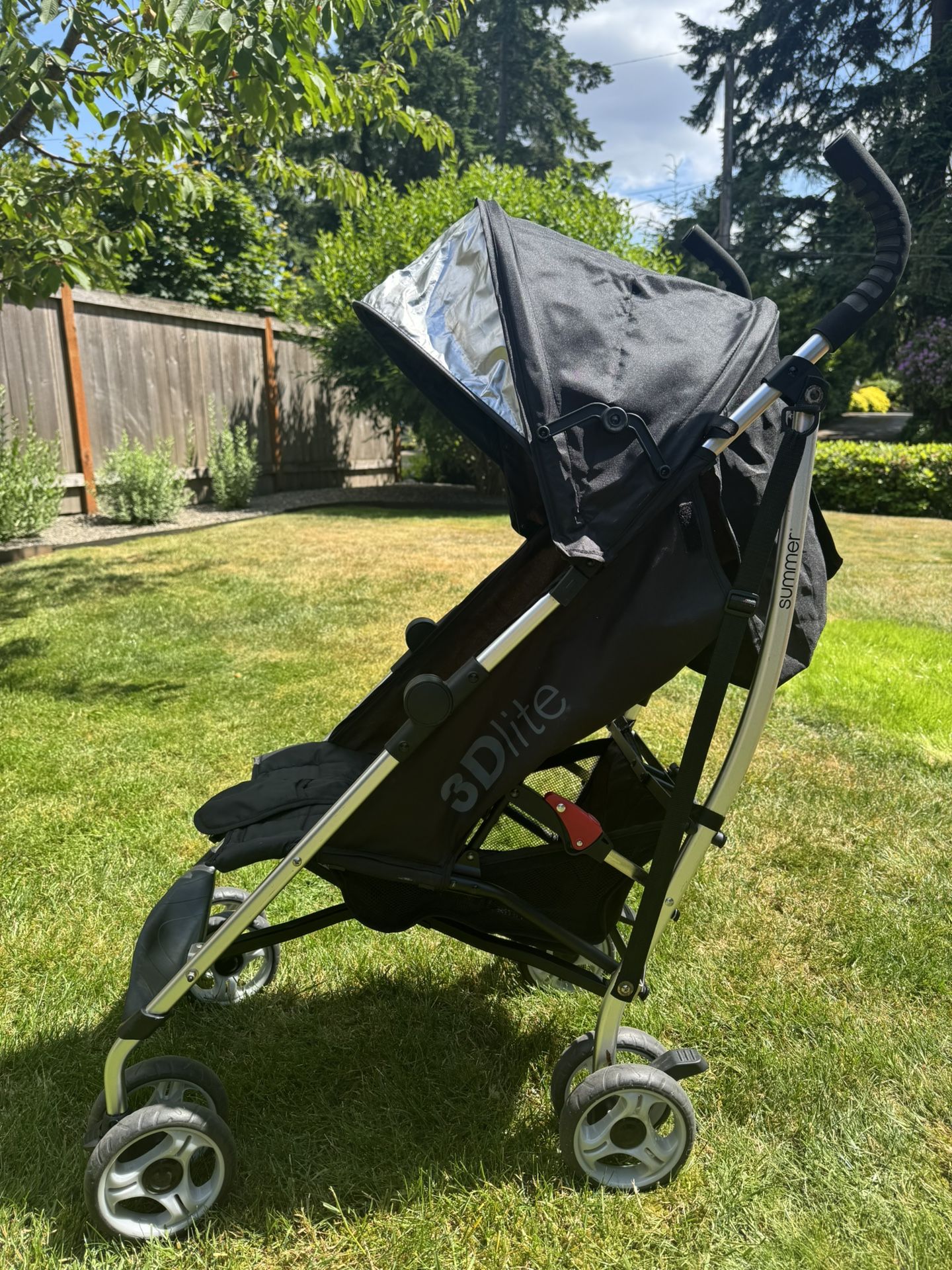 Summer 3D Lite Travel Stroller